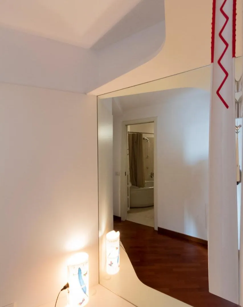 Anfiteatro Apartment In Brera Mailand